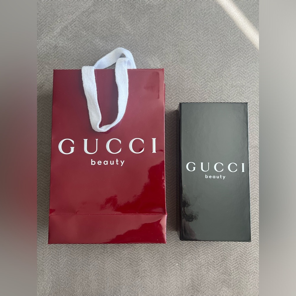Gucci Le Magnétisme Volumizing Mascara